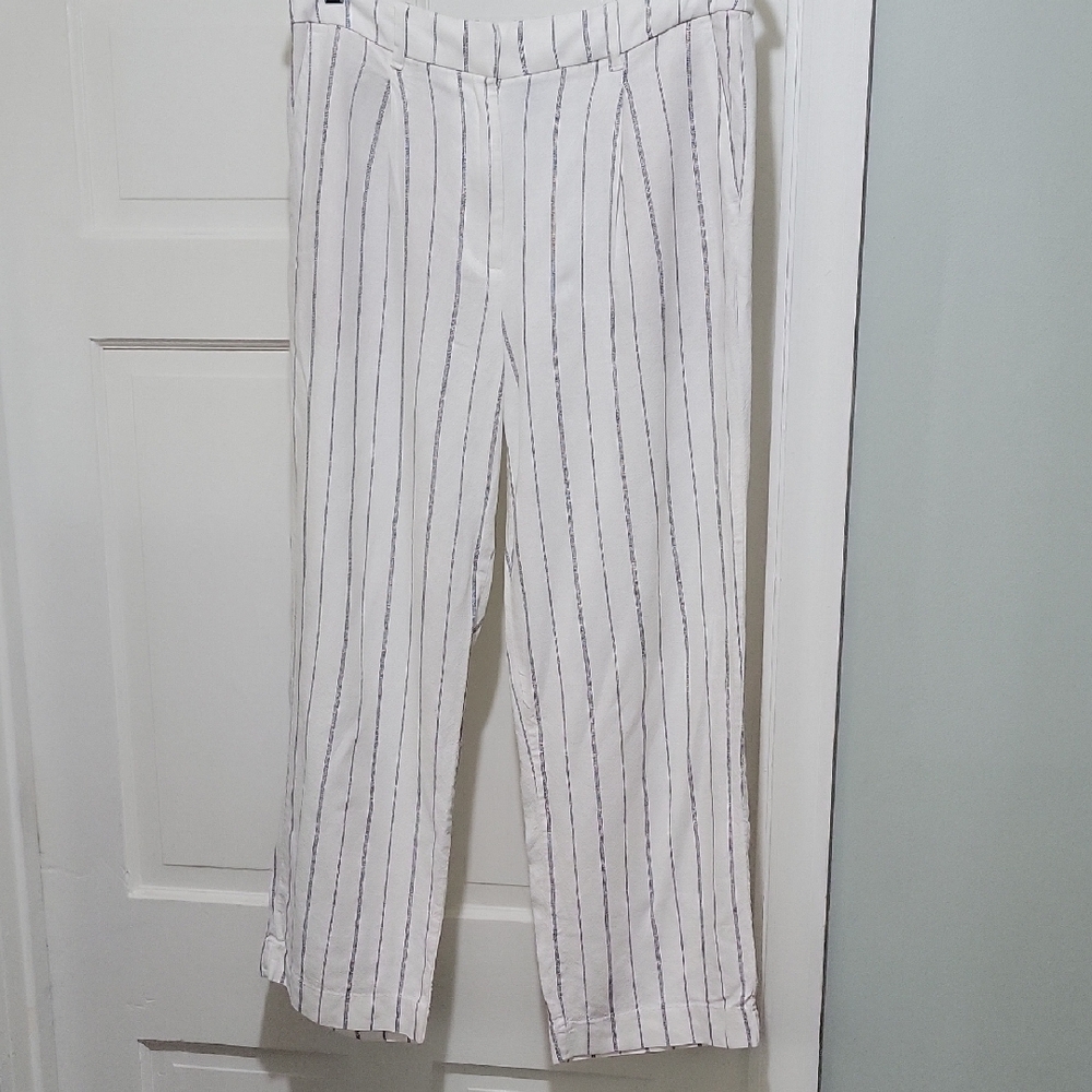 Old Navy Taylor Wide Leg Trouser, White, Navy Pinstripes Womens L/P, Linen Blend